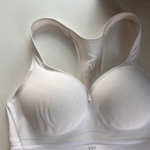 VSX White Sports Bra with Molded Cups and Smooth Finish